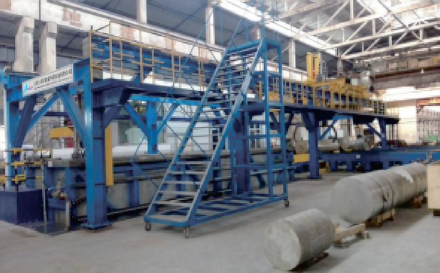 rozs&aacute;hl&eacute; zař&iacute;zen&iacute; pro detekci defektů ponořen&iacute;m do vody