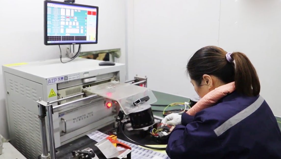 Ειδικός έλεγχος κινητήρα ανεμιστήρα συμπυκνωτή